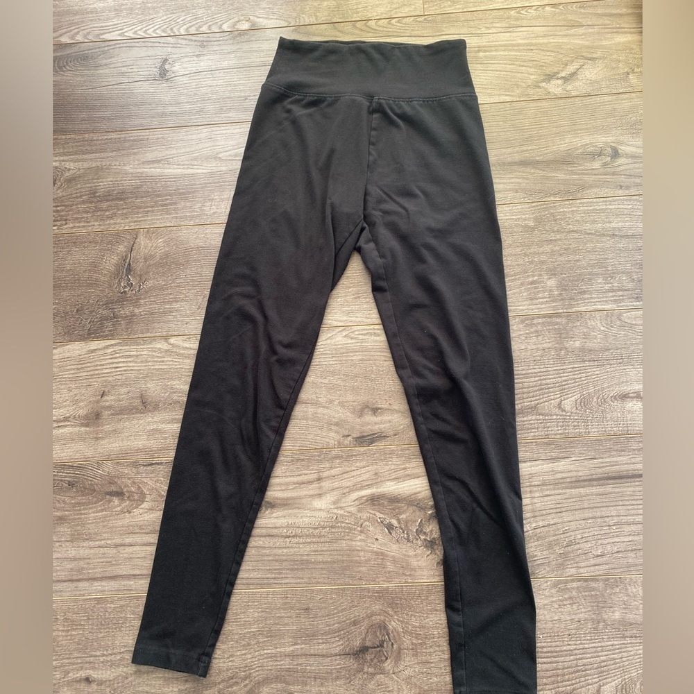 3/$15 American eagle cotton blend plain black leggings with some stretch